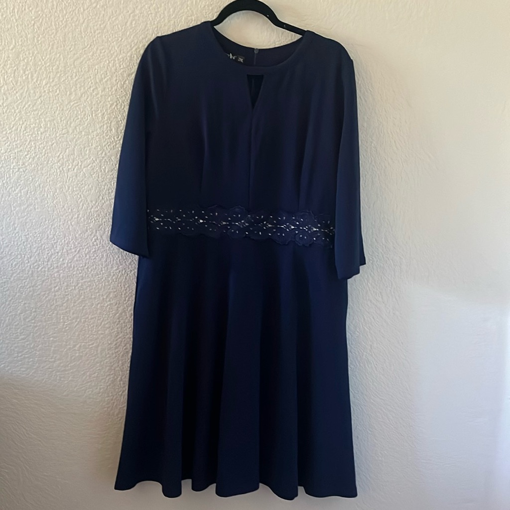 Nwt Navy Beautiful Dress